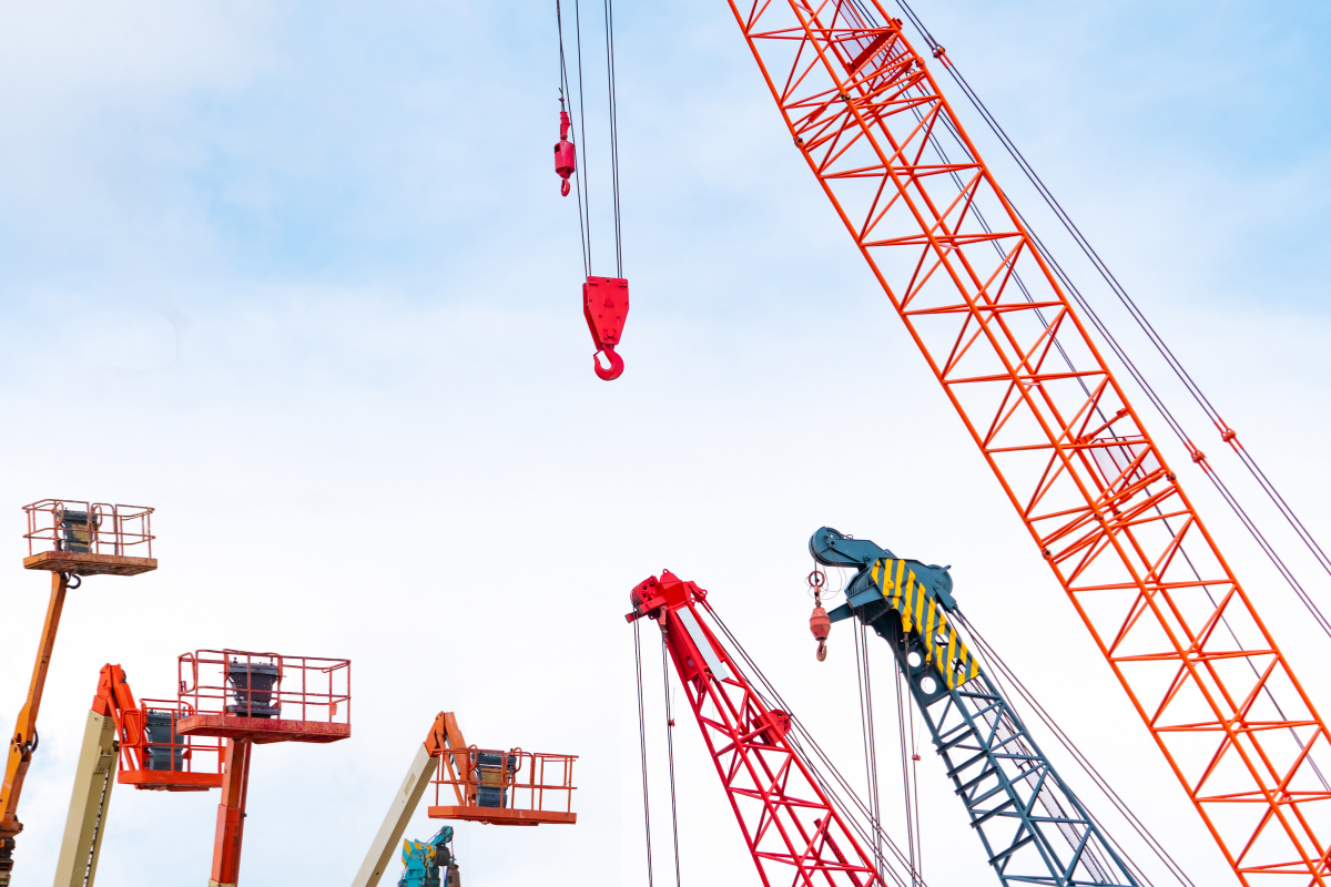 Nostoapuvälineiden tarkastajakoulutus