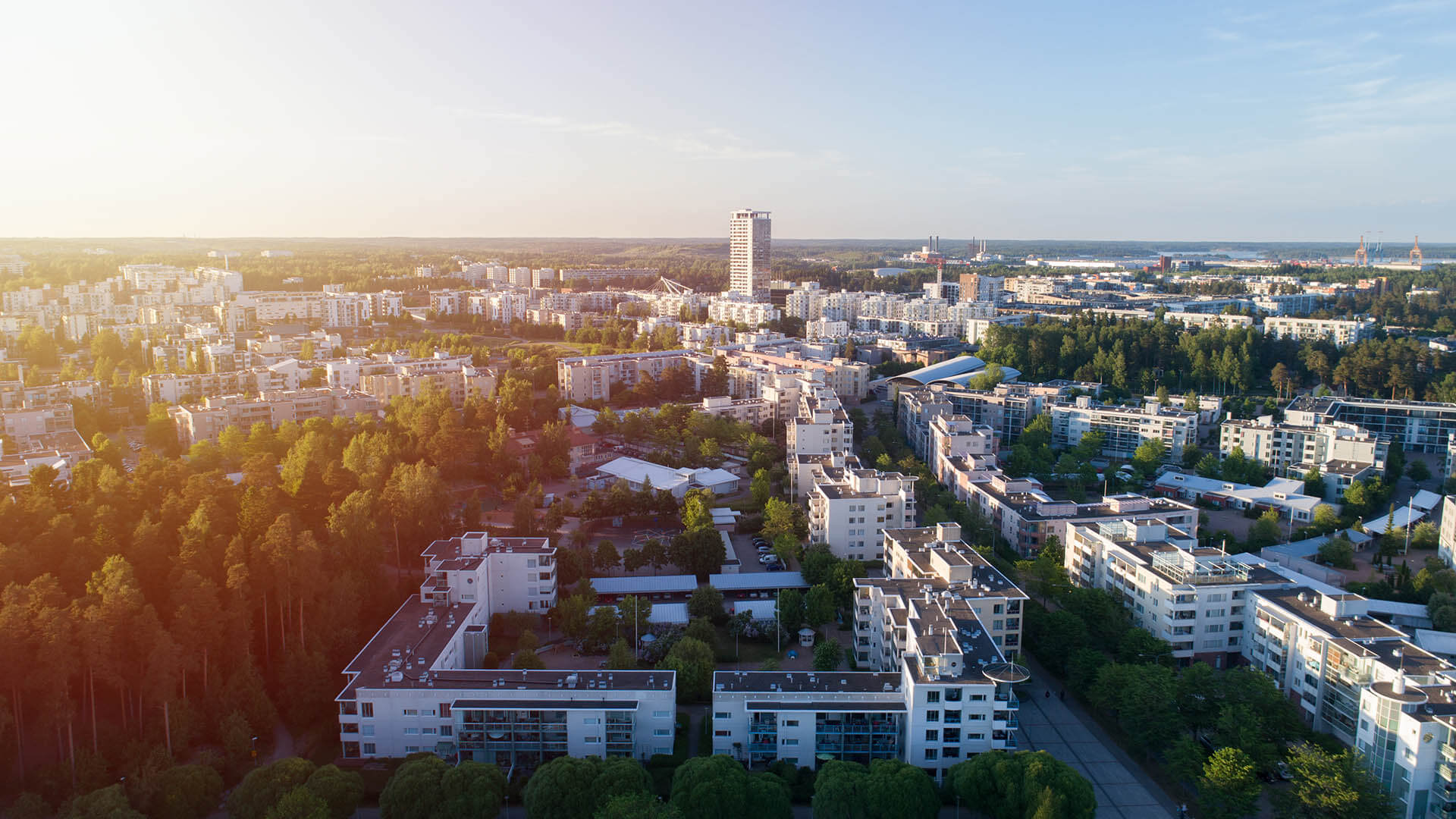 Taloyhtiölle ennakointi ja palovahinkoihin varautuminen on erityisen järkevää, sillä minimoidaan vahingot, varmistetaan laitteiden toimivuus ja pidetään kustannukset kurissa. 