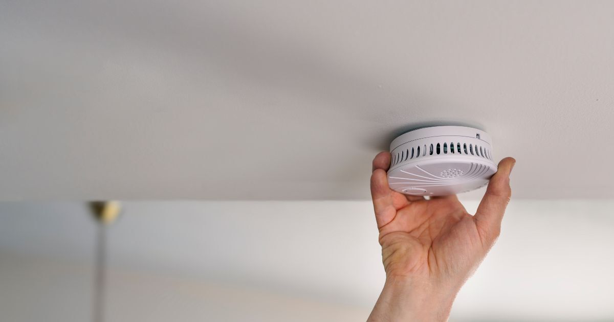 Palovaroittimien asennus